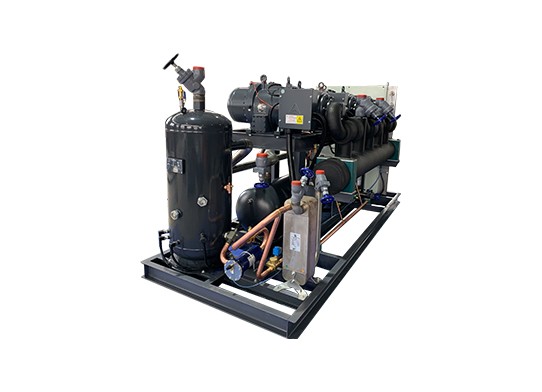 复盛70HP螺杆三并联